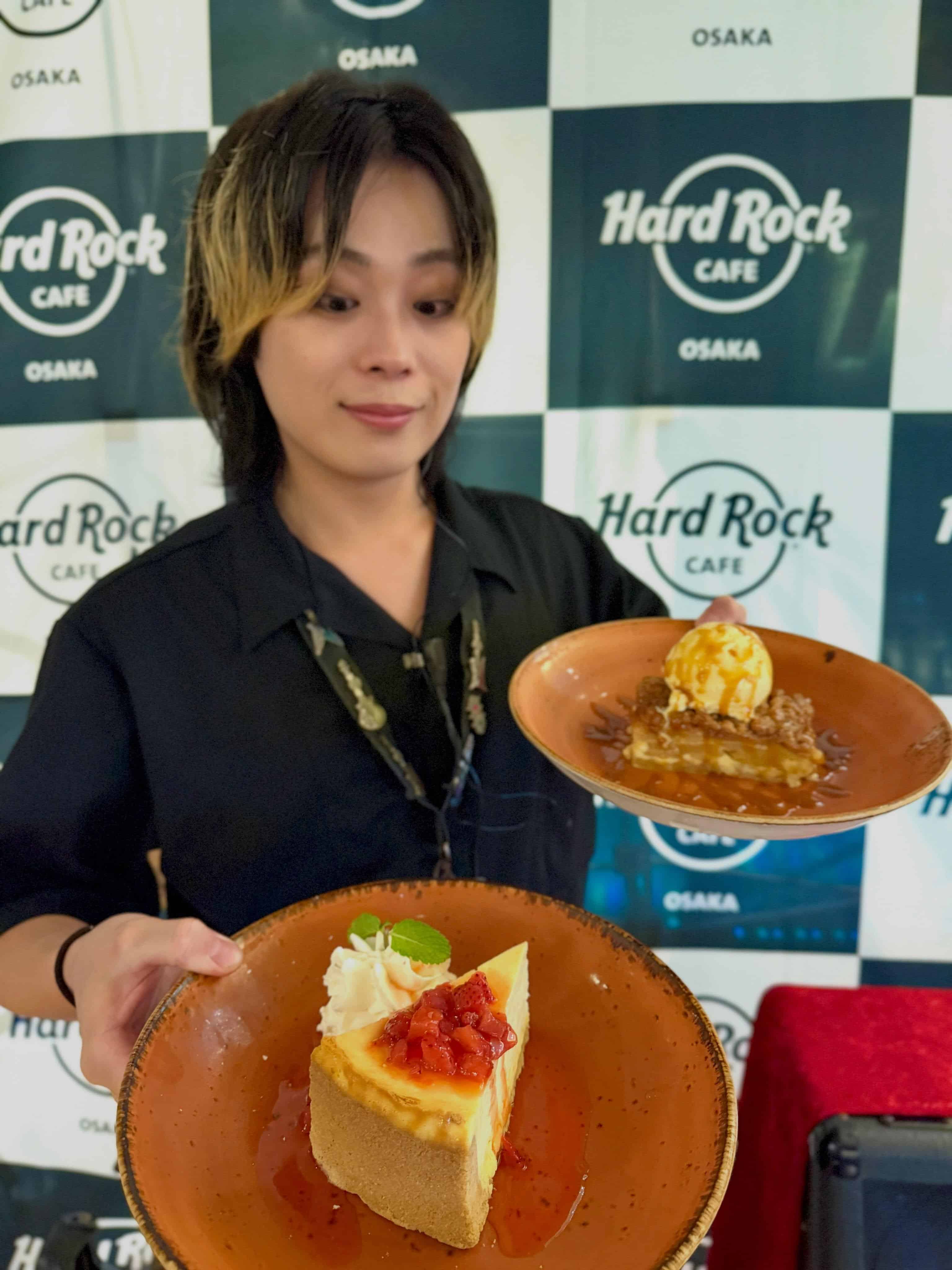 Beat the Heat with a Big, Bold Dessert at Hard Rock Cafe Uni…